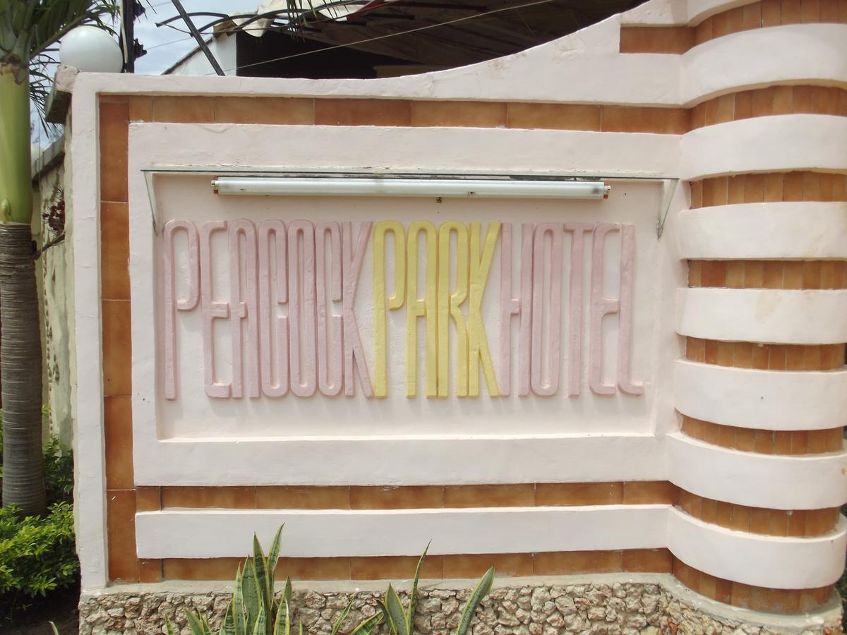 Peacock Park Hotel 우쿤다 외부 사진